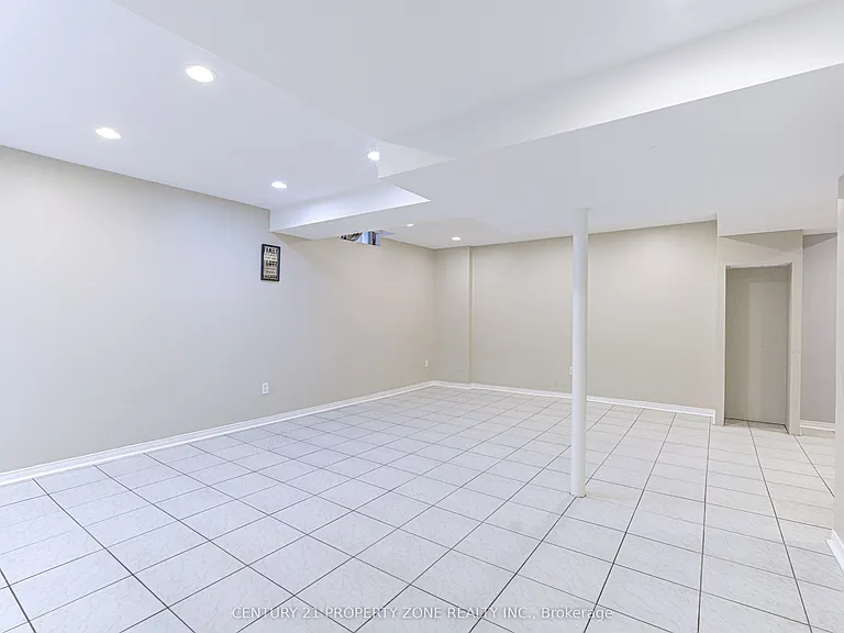 4 Compton Ct — Photo 34