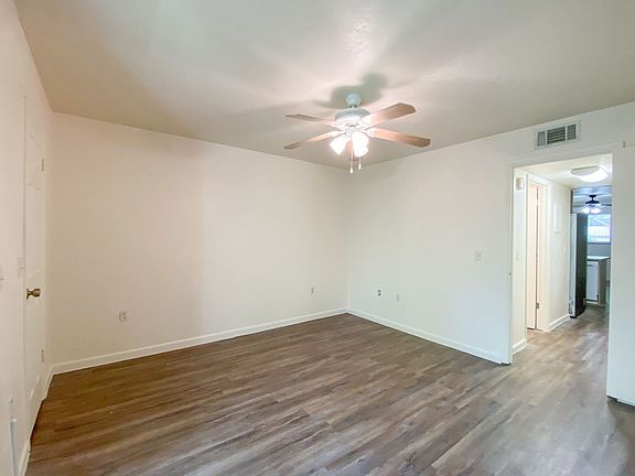3rd image of 1923 NW 23rd Blvd APT 119