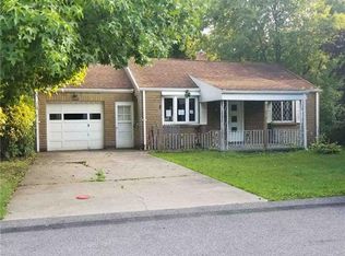 602 Hickory Dr, Aliquippa, PA 15001