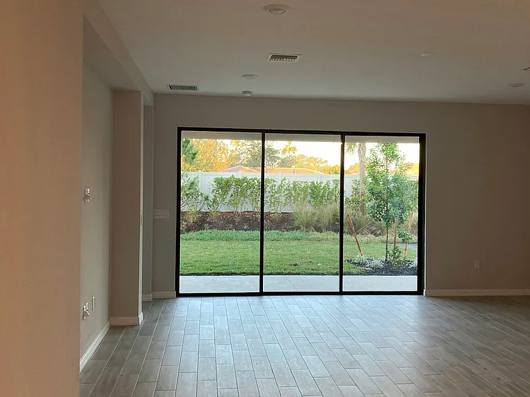15333 Isla Palma Ln — Photo 12