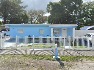 2392 NW 101st St, Miami, FL 33147