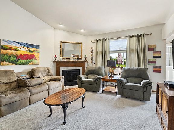 4th image of 22949 W Judith Dr
