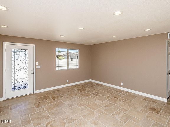 2nd image of 3202 Kiowa Blvd S