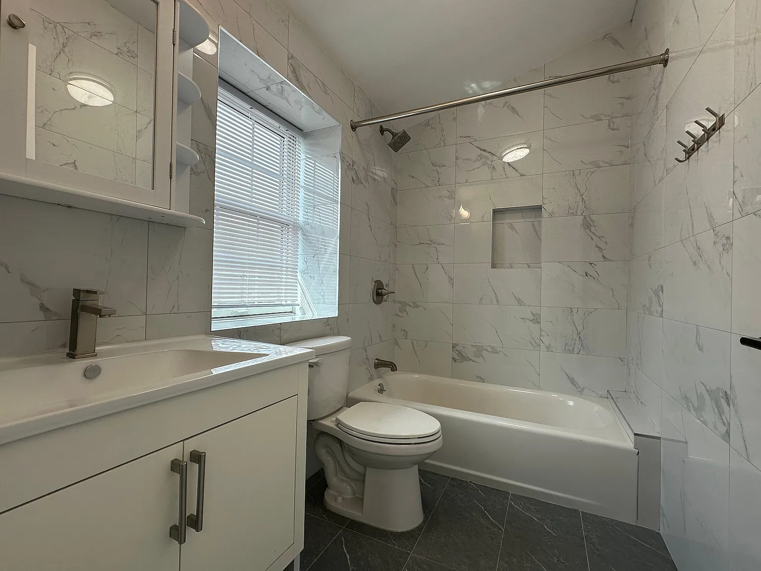 61XX Utopia Pkwy — Photo 3