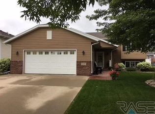 5108 S Donegal Ave, Sioux Falls, SD 57106