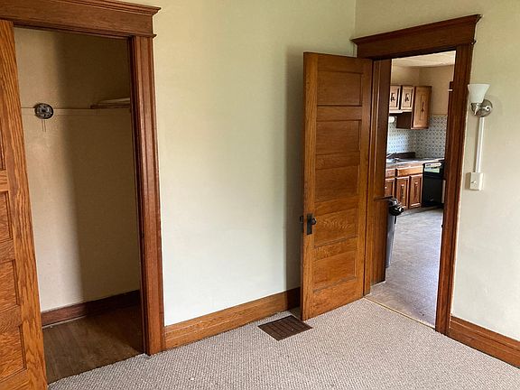 3rd image of 161 Hughes Ave
