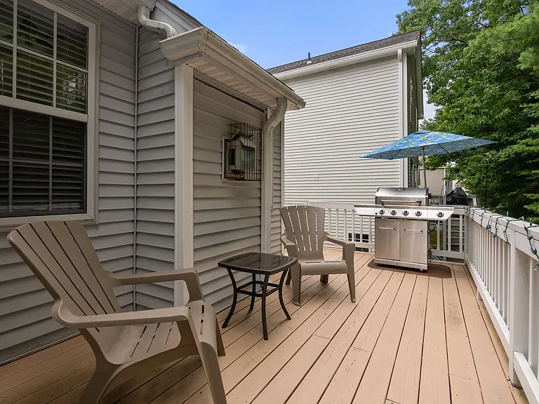 25 Magnolia Ln — Photo 18