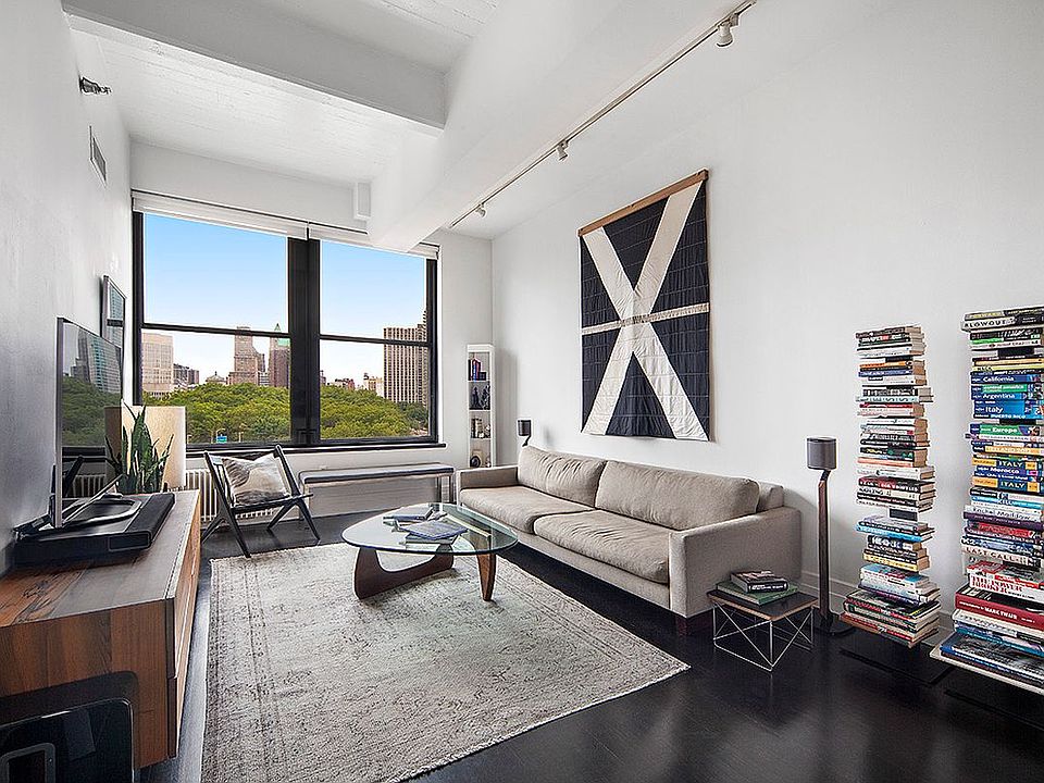1st image of 70 Washington St APT 9E