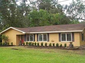 2nd image of 960 Greenbriar St