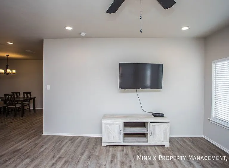 2403 Quitman Ave #B — Photo 28