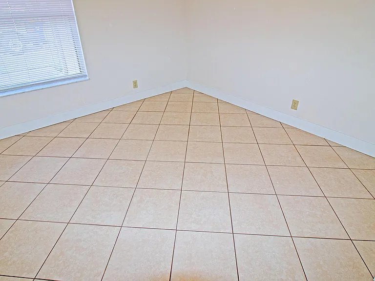 8883 SE Hobe Ridge Ave — Photo 28