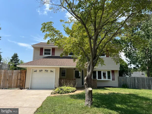 5 Monterry Dr, Newark, DE 19713