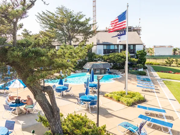 4004 Atlantic Ave APT Cs 2, Virginia Beach, VA 23451