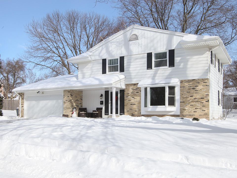 1st image of W56N818 Meadow Ln