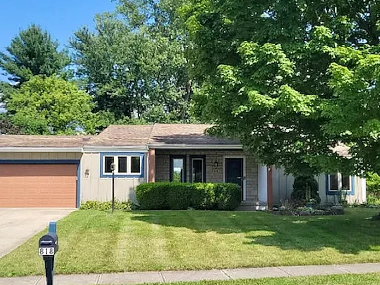 818 Eastchester Dr — Photo 1