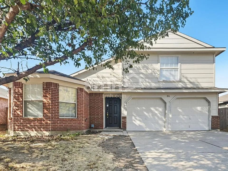 816 Meadowlark Dr