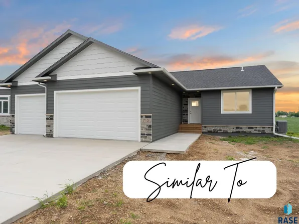 809 W Opal Ln, Hartford, SD 57033