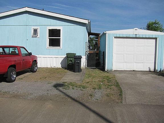 3rd image of 2154 Oregon St Unit 28