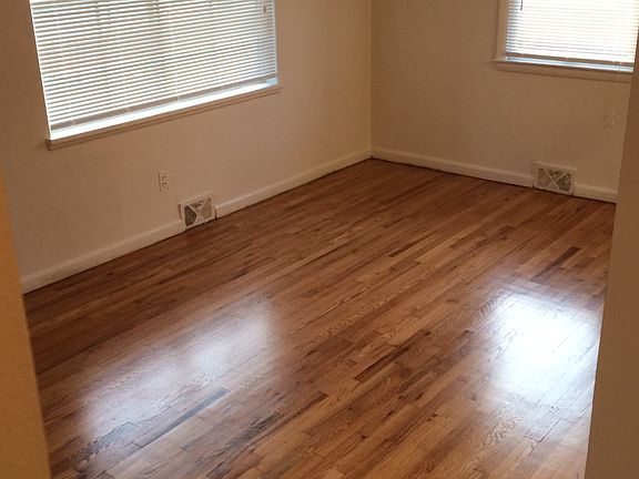 3rd image of 138 W Otis Ave
