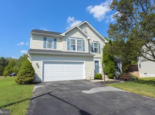 3812 Wertz Dr, Woodbridge, VA 22193