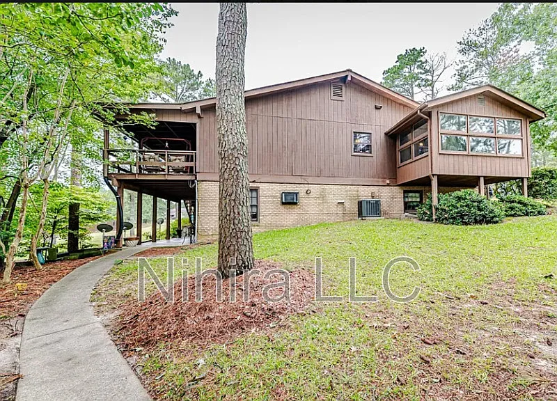 Building Photo - 5627 Quail Ridge Dr #2