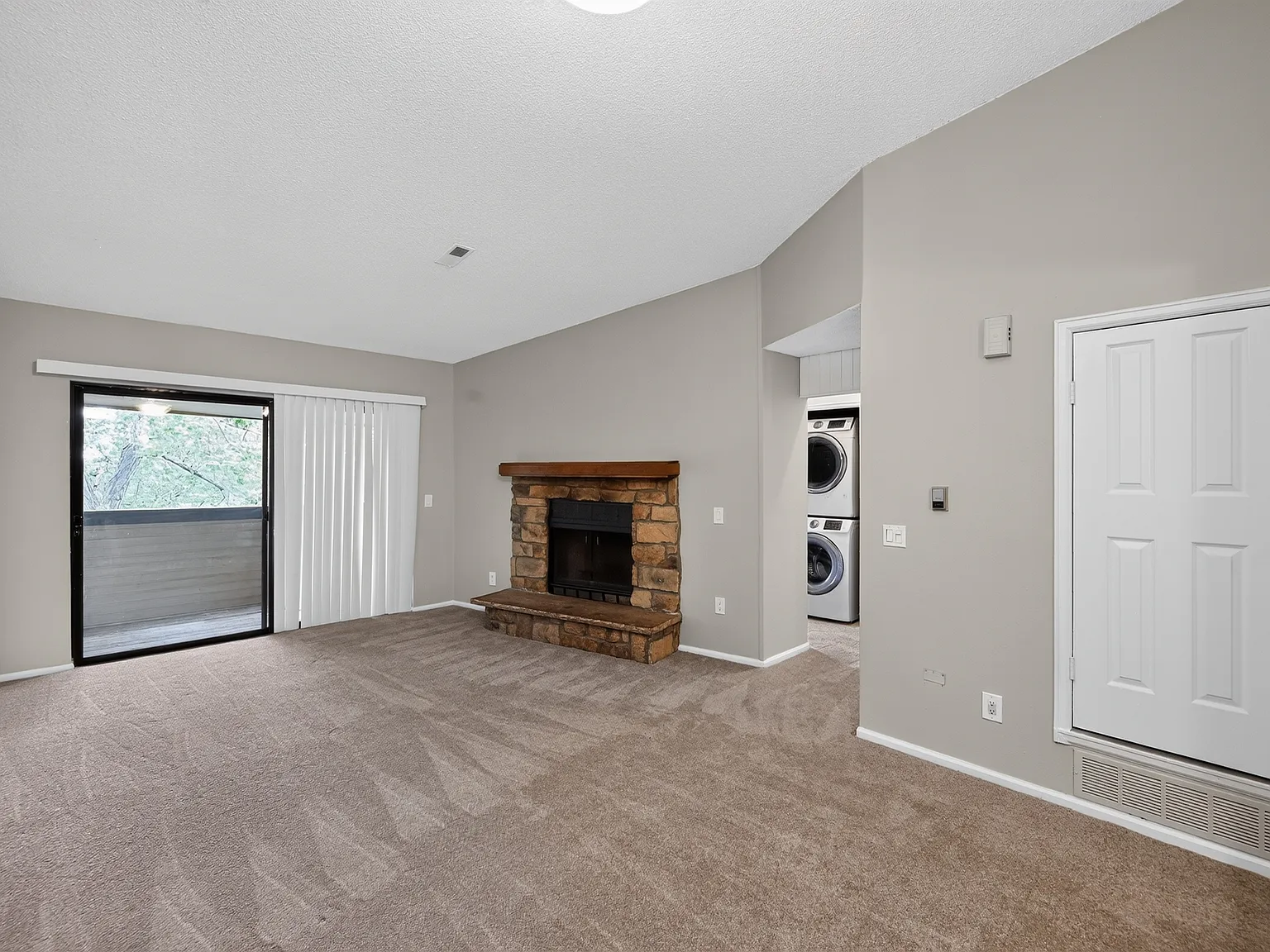 16153 East Alaska Place - 13 — Photo 4