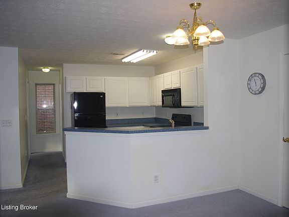 5th image of 8308 Grand Trevi Dr