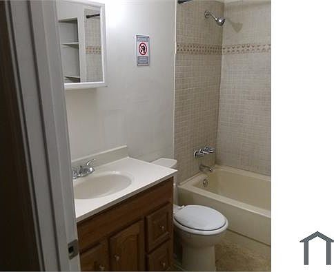 2nd image of 2454 Princess Dr