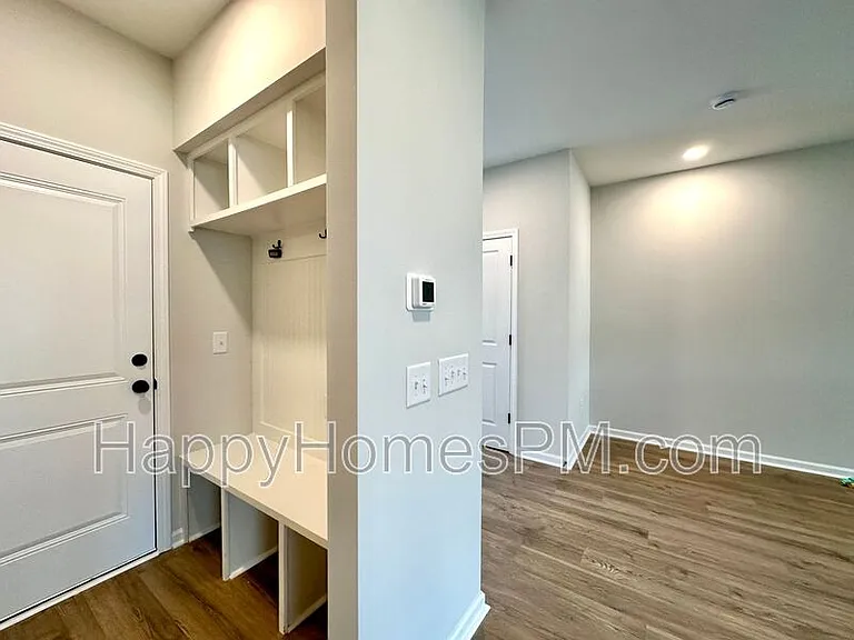 8725 Revival Rd — Photo 13