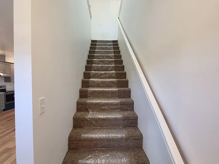 683 Bryden Ave — Photo 13