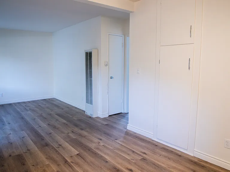 Jessie Street Apartments — Photo 17