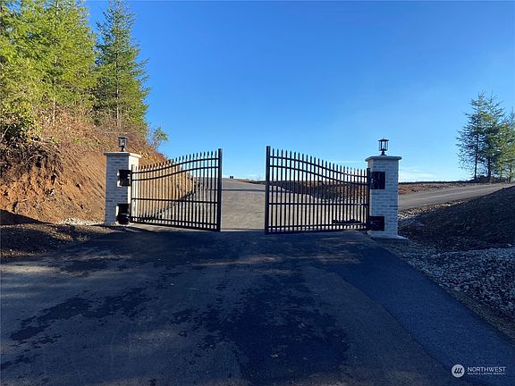 2nd image of 156 High Bank Lane