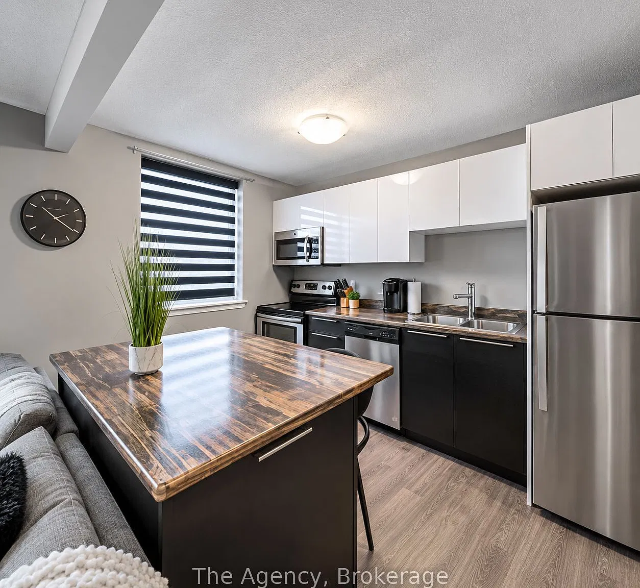 4538 Huron St — Photo 3