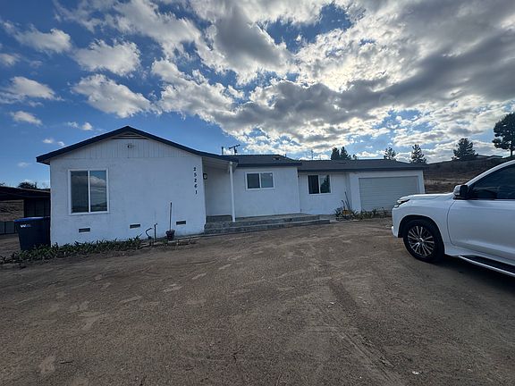 3rd image of 25261 Jefferson Ave #25261