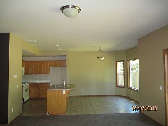 3rd image of 8107 47th Ave NE #B