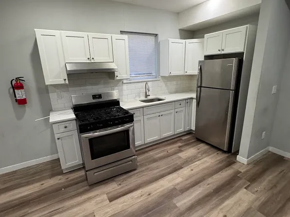 326 E 16th St, Paterson, NJ 07524