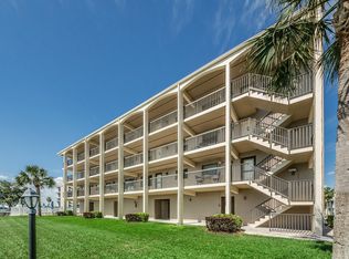 12500 Capri Cir N APT 203, Treasure Island, FL 33706