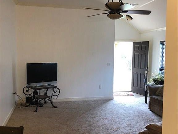 4th image of 3235 Grand Lake Dr
