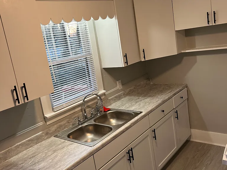 113 W Forrest Ave — Photo 3