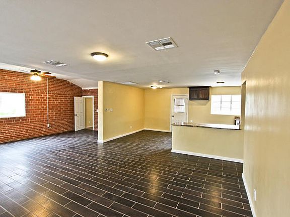 4th image of 2313 E Glenrosa Ave