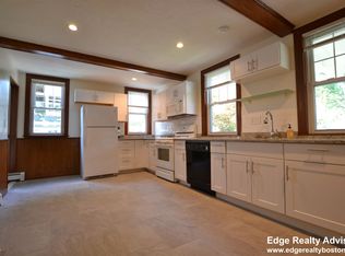 41 Newcastle Rd, Brighton, MA 02135
