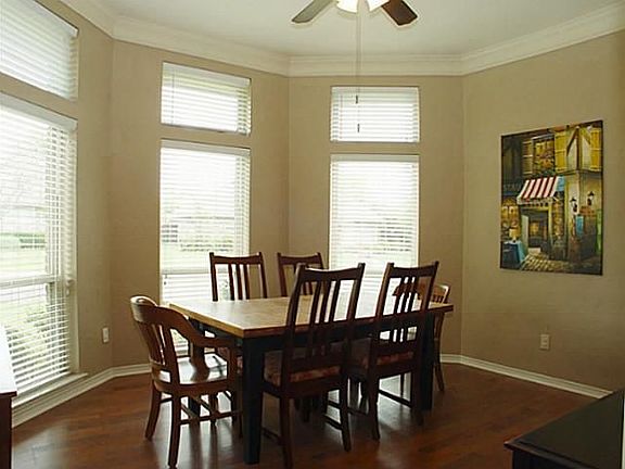 4th image of 18507 Park Grove Ln