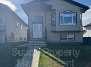 11245 B 76th Ave UNIT B, Grande Prairie, AB T8W 0G4
