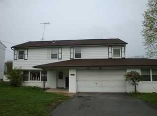 1527 Grand Ave, Baldwin, NY 11510