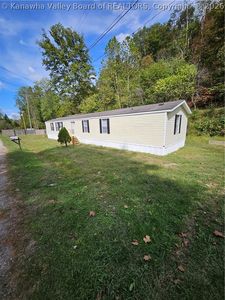 606 Cow Creek Rd, Hurricane, WV, 25526