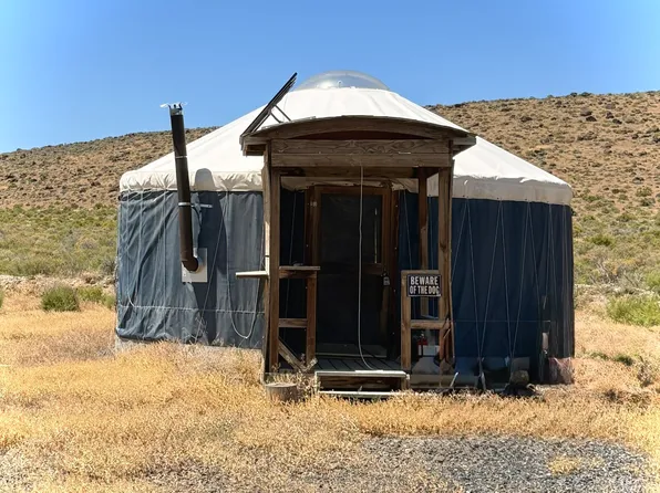 49927 Shuffield Rd, Summer Lake, OR 97640