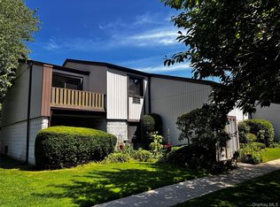 71 Richmond Boulevard #3B, Ronkonkoma, NY 11779