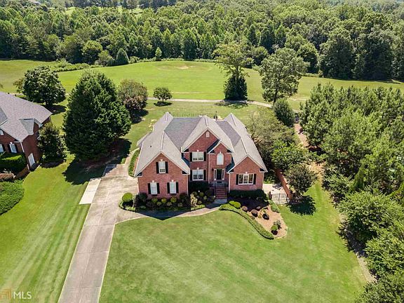 5th image of 718 Gold Creek Dr