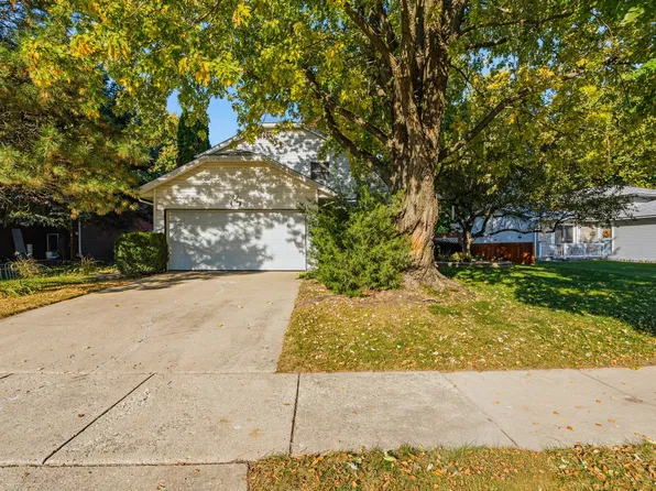 3237 Longford Dr, Joliet, IL 60431