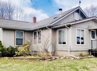 2012 Alpha St, Lansing, MI 48910